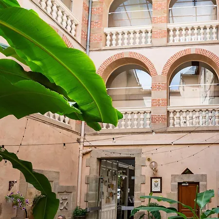 Grand Hotel Montespan Talleyrand Отель Бурбон-л’Аршамбо
