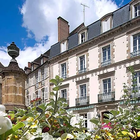 Grand Montespan Talleyrand 4* Bourbon-lʼArchambault