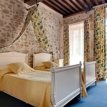 Hotel Grand Montespan Talleyrand Bourbon-lʼArchambault