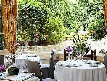 Grand Montespan Talleyrand Hotel Bourbon-lʼArchambault