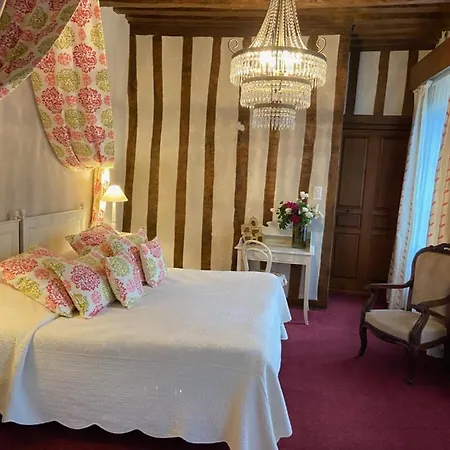 Grand Montespan Talleyrand 4* Bourbon-lʼArchambault