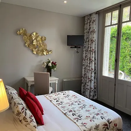 Grand Hotel Montespan Talleyrand 4* Бурбон-л’Аршамбо
