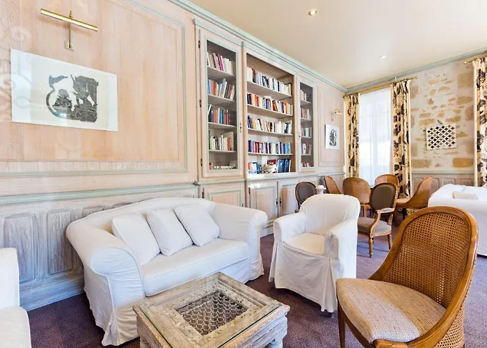 Grand Montespan Talleyrand 4* Bourbon-lʼArchambault